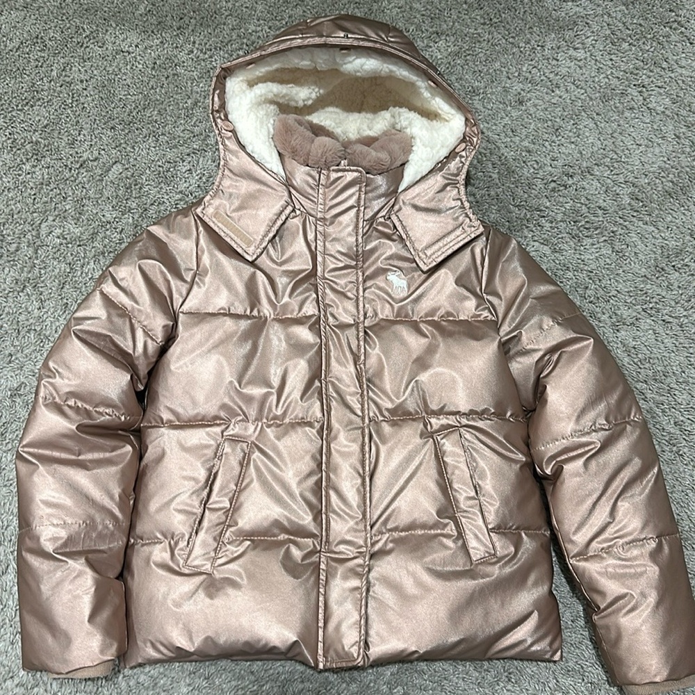 Abercrombie kids puffer jacket metallic pink Sherpa lined girls size 11/12